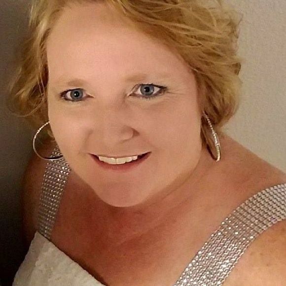 Meet your Posher, Dawn - Picture 1 of 1